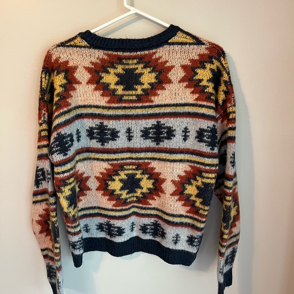 BUCKLE Knit Sweater - Picture 3 of 3